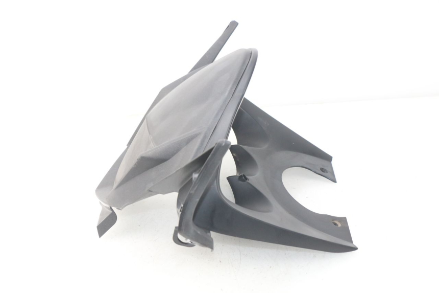 photo de ENTOURAGE COMPTEUR PEUGEOT SATELIS 125 (2006 - 2009) - Gros plan technique