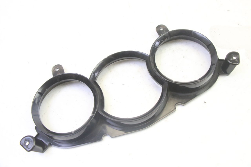 photo de ENTOURAGE COMPTEUR PEUGEOT SATELIS 125 (2013 - 2018) - Autre angle de vue