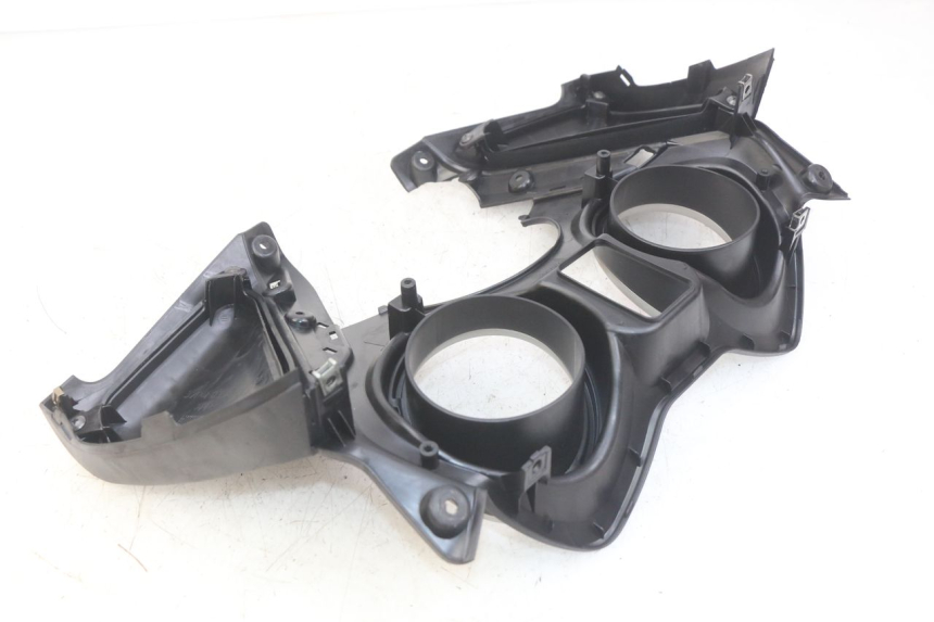 photo de ENTOURAGE COMPTEUR MBK SKYCRUISER 125 (2010 - 2013) - Détail de la pièce