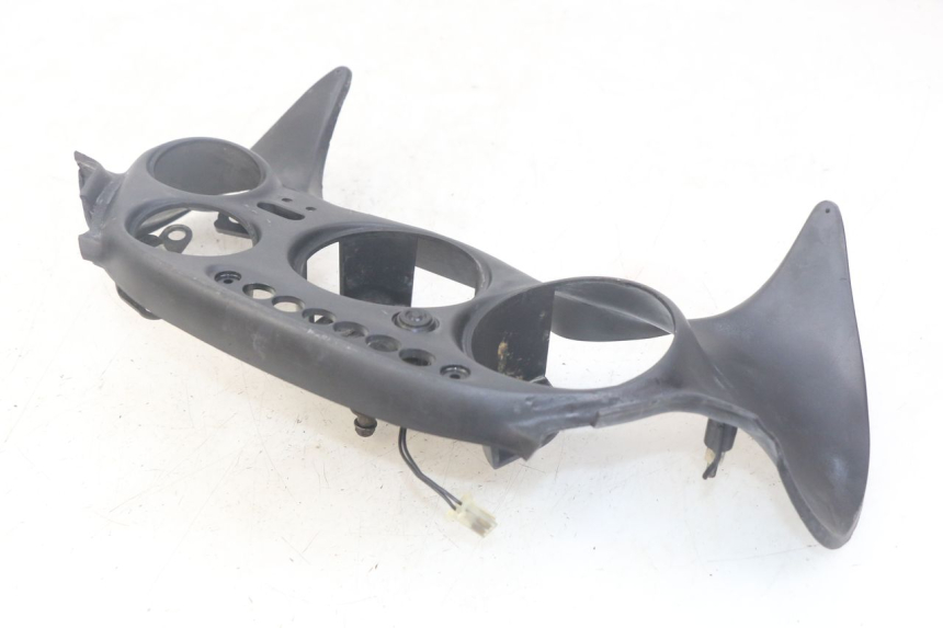 photo de ENTOURAGE COMPTEUR TRIUMPH SPRINT ST 955 (1999 - 2001) - Vue d’ensemble