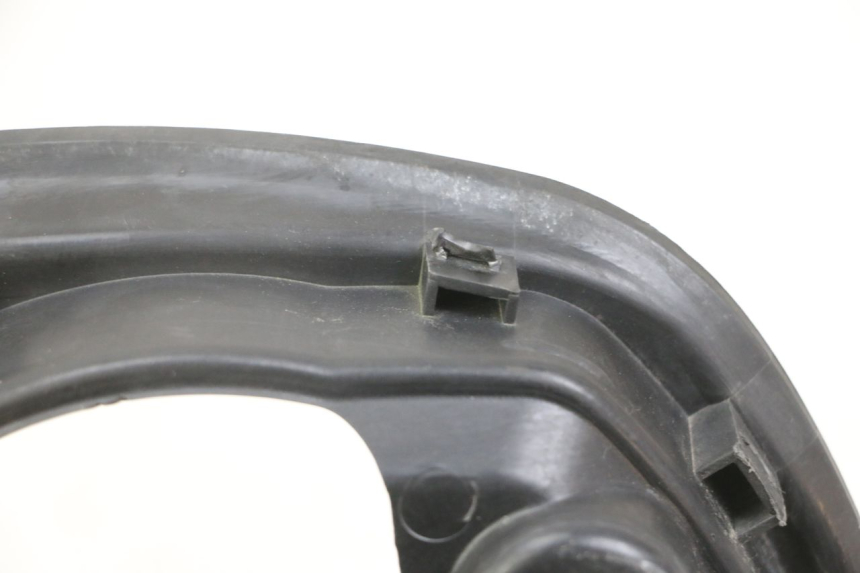 photo de ENTOURAGE COMPTEUR SUZUKI GSX F GSXF 650 (2007 - 2015) - Autre angle de vue