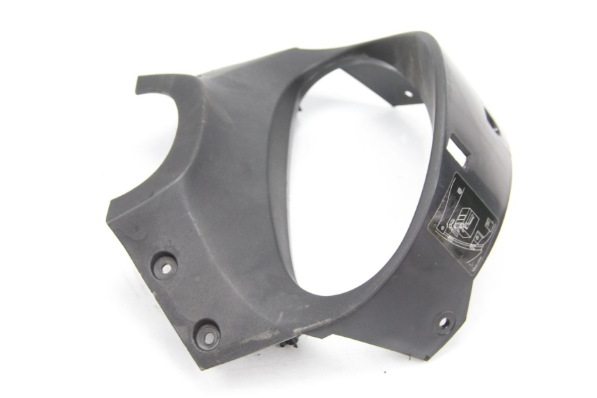 photo de ENTOURAGE COMPTEUR SUZUKI UC EPICURO 125 (1999 - 2003) - Gros plan technique