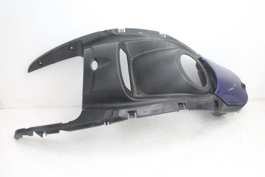 photo de ENTOURAGE COMPTEUR YAMAHA WAVE RUNNER GP R 1200 (2000 - 2003) - Gros plan technique