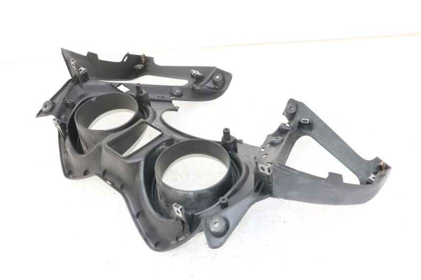 photo de ENTOURAGE COMPTEUR YAMAHA X-MAX XMAX ABS 250 (2010 - 2012) - Détail de la pièce