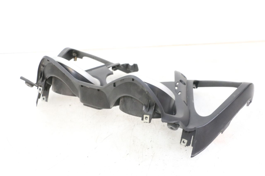 photo de ENTOURAGE COMPTEUR YAMAHA X-MAX XMAX ABS 250 (2010 - 2012) - État de surface