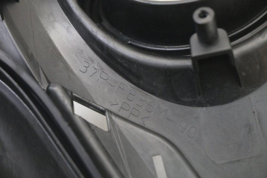 photo de ENTOURAGE COMPTEUR YAMAHA X-MAX XMAX 125 (2010 - 2013) - Vue d’ensemble