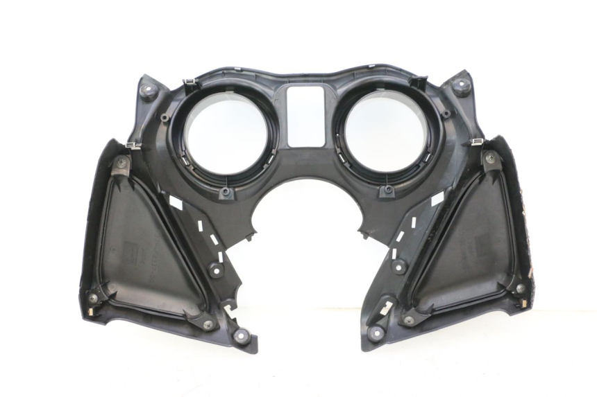 photo de ENTOURAGE COMPTEUR YAMAHA X-MAX XMAX 125 (2010 - 2013) - Autre angle de vue