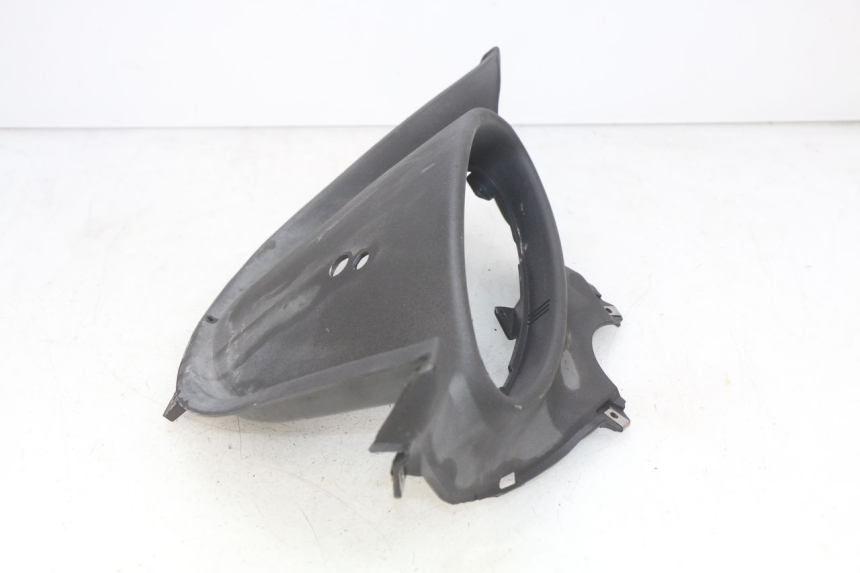 photo de ENTOURAGE COMPTEUR PIAGGIO X9 EVOLUTION 250 (2003 - 2007) - Gros plan technique