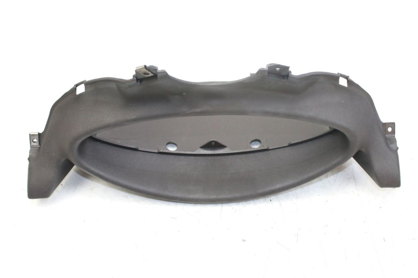 photo de ENTOURAGE COMPTEUR PIAGGIO X9 EVOLUTION 250 (2003 - 2007) - Zoom état d’usage