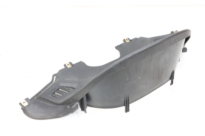 photo de ENTOURAGE COMPTEUR KYMCO XCITING 250 (2006 - 2009) - Gros plan technique