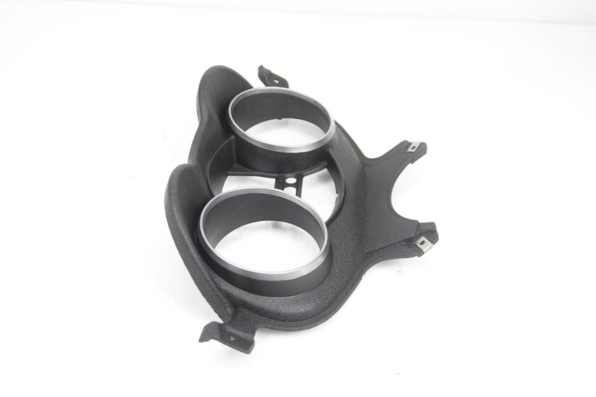 photo de ENTOURAGE COMPTEUR PIAGGIO XEVO - X EVO 125 (2007 - 2017) - Zoom état d’usage