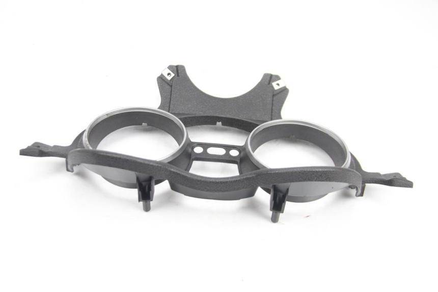 photo de ENTOURAGE COMPTEUR PIAGGIO XEVO - X EVO 125 (2007 - 2017) - Autre angle de vue