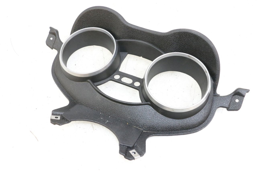 photo de ENTOURAGE COMPTEUR PIAGGIO XEVO - X EVO 125 (2007 - 2017) - Gros plan technique