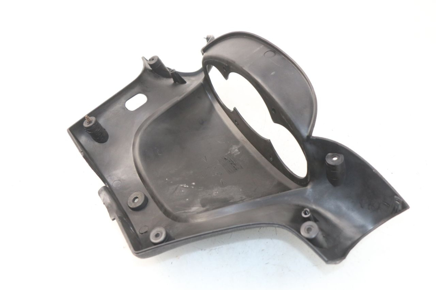 photo de ENTOURAGE COMPTEUR YAMAHA YP MAJESTY 125 (1998 - 2001) - Détail de la pièce