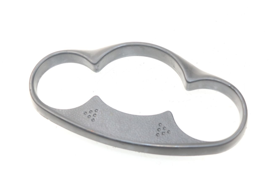 photo de ENTOURAGE COMPTEUR YAMAHA YP MAJESTY 125 (1998 - 2001) - Vue principale