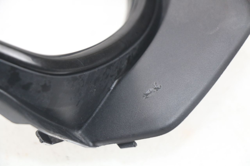 photo de ENTOURAGE COMPTEUR YAMAHA YP T-MAX TMAX 530 (2017 - 2020) - Gros plan technique