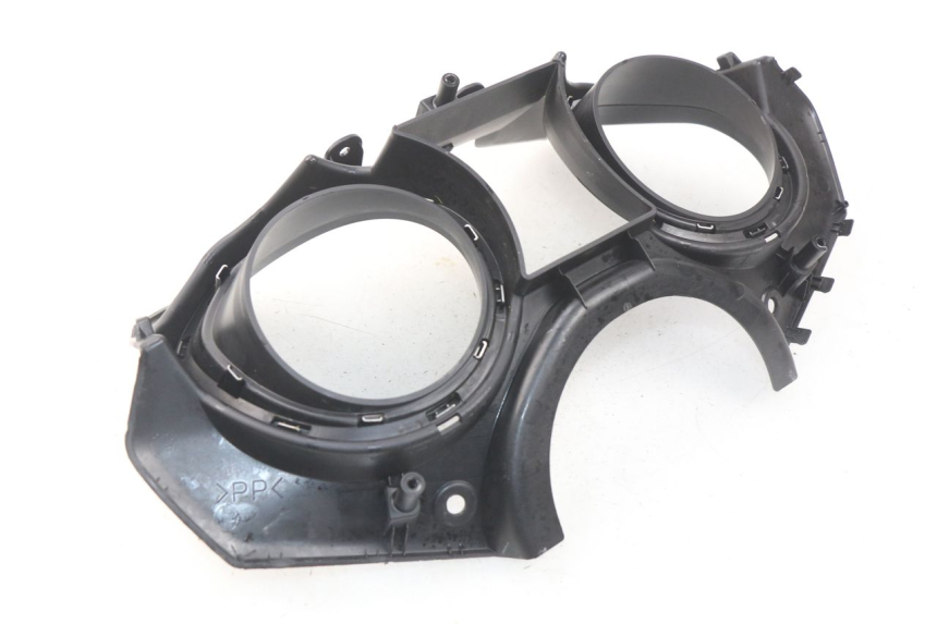 photo de ENTOURAGE COMPTEUR YAMAHA YP T-MAX TMAX 530 (2017 - 2020) - Points de fixation