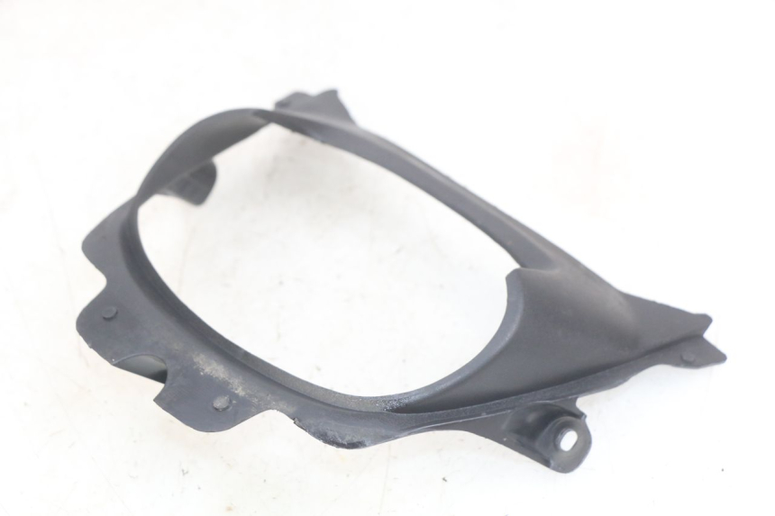 photo de ENTOURAGE FEU ARRIERE YAMAHA YZF R THUNDERCAT 600 (1996 - 2003) - Zoom état d’usage