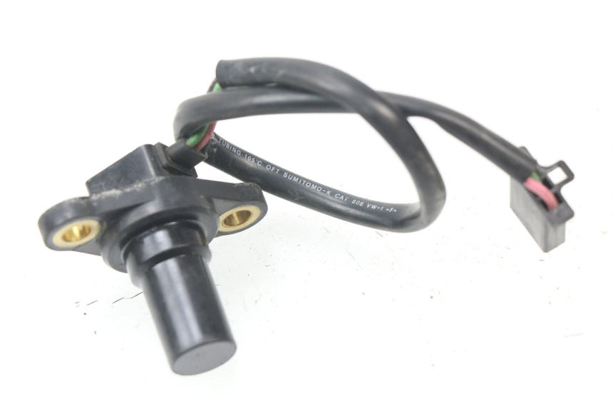 photo de ENTRAINEUR COMPTEUR HONDA CBR 929 RR FIREBLADE 900 (2000 - 2001) - Gros plan technique