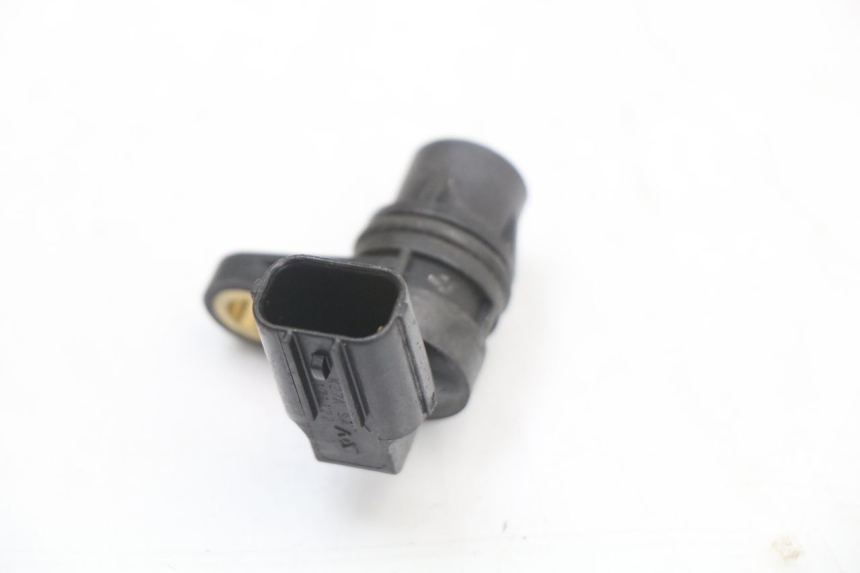 photo de ENTRAINEUR COMPTEUR HONDA PCX (JF47) 125 (2012 - 2013) - Autre angle de vue