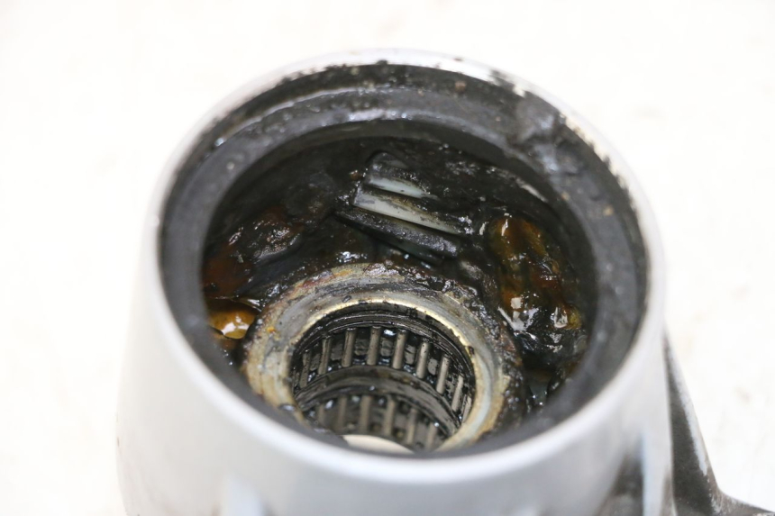 photo de ENTRAINEUR COMPTEUR PIAGGIO VESPA GRANTURISMO 200 (2004 - 2005) - Détail de la pièce