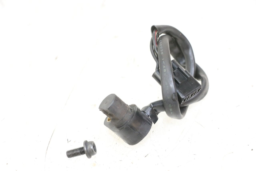 photo de ENTRAINEUR COMPTEUR SUZUKI GSR 750 (2011 - 2017) - Vue principale