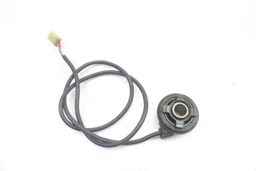 photo de ENTRAINEUR COMPTEUR SUZUKI SV S 650 (2003 - 2009) - Gros plan technique