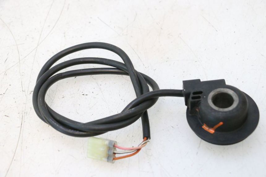 photo de ENTRAINEUR COMPTEUR SUZUKI SV S 650 (2003 - 2009) - Points de fixation