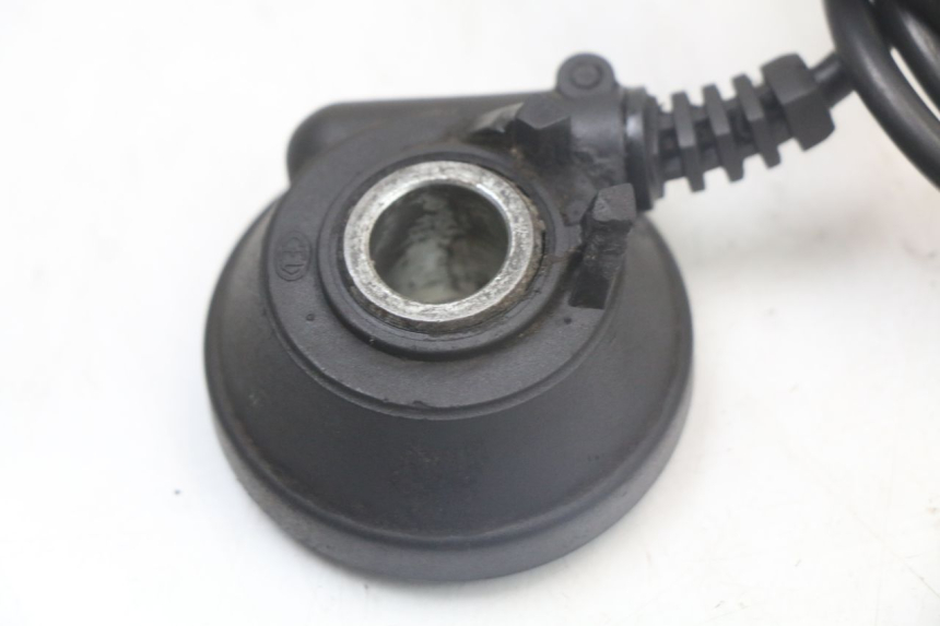 photo de ENTRAINEUR COMPTEUR YAMAHA X-MAX XMAX 250 (2006 - 2009) - Zoom état d’usage