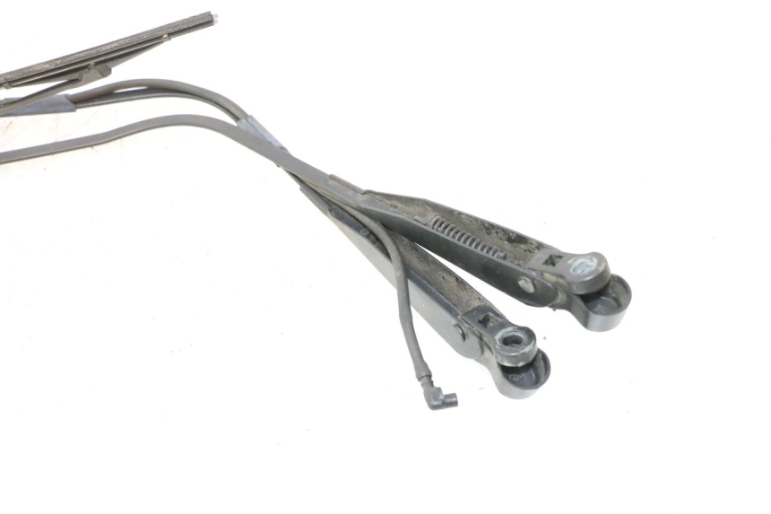 photo de ESSUIE GLACE BMW C1 125 (2000 - 2003) - Vue d’ensemble