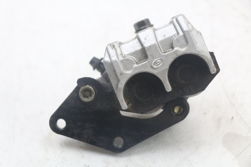 photo de ÉTRIER DE FREIN ARRIÈRE JONWAY AZTRAL 125 (2008 - 2017) - Autre angle de vue