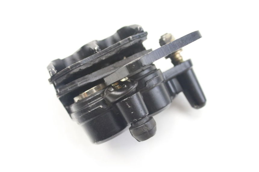 photo de ÉTRIER DE FREIN ARRIÈRE XTRM FACTORY DIRTBIKE BSE 150 - Zoom état d’usage