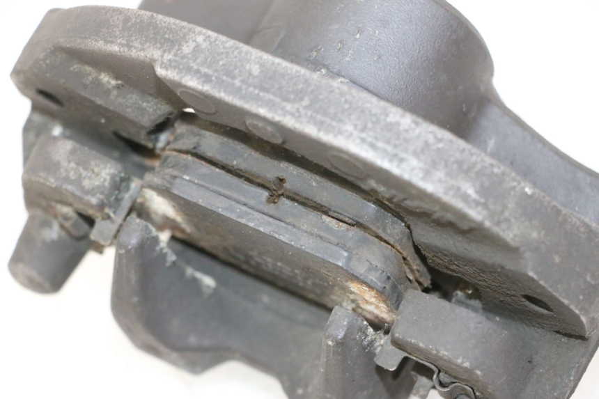 photo de ETRIER FREIN ARRIERE HONDA FES S-WING SWING ABS 125 (2007 - 2015) - Zoom état d’usage