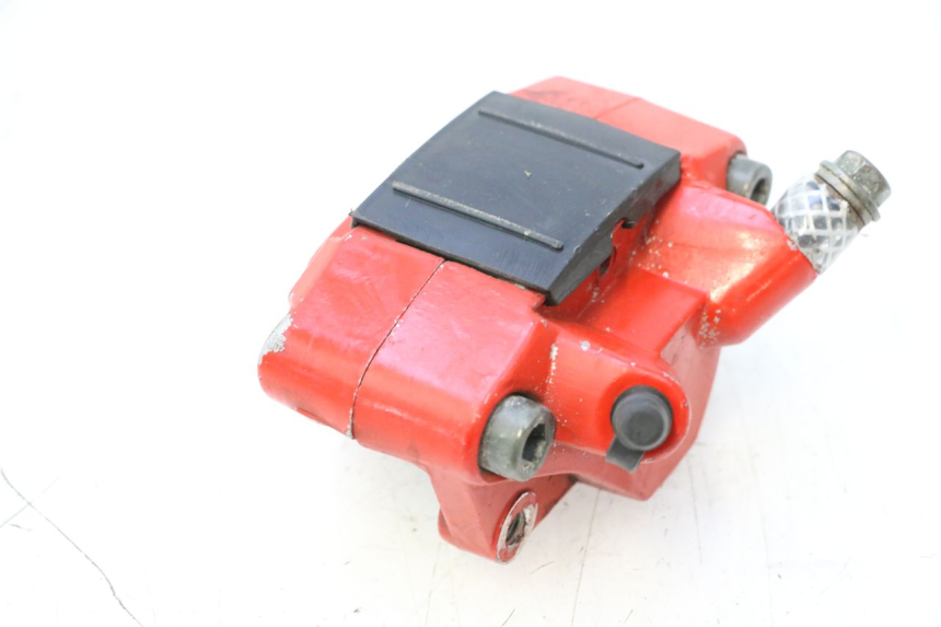 photo de ÉTRIER DE FREIN ARRIÈRE TNT MOTOR GRIDO 2T 50 (2010 - 2019) - Gros plan technique