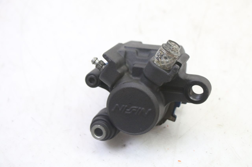 photo de ETRIER FREIN ARRIERE SUZUKI GSR 750 (2011 - 2017) - Zoom état d’usage