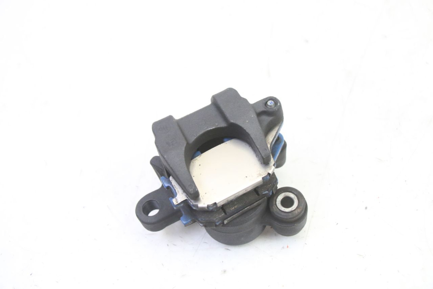 photo de ETRIER FREIN ARRIERE SUZUKI GSR 750 (2011 - 2017) - Gros plan technique