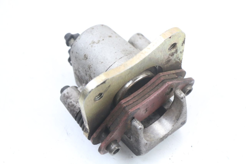 photo de ETRIER FREIN ARRIERE HYTRACK HY S 4X4 410 (2013 - 2016) - Points de fixation