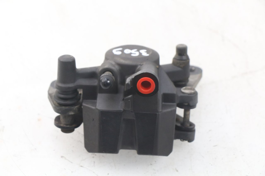 photo de ETRIER FREIN ARRIERE MBK MW TRYPTIK 125 (2017 - 2022) - Zoom état d’usage