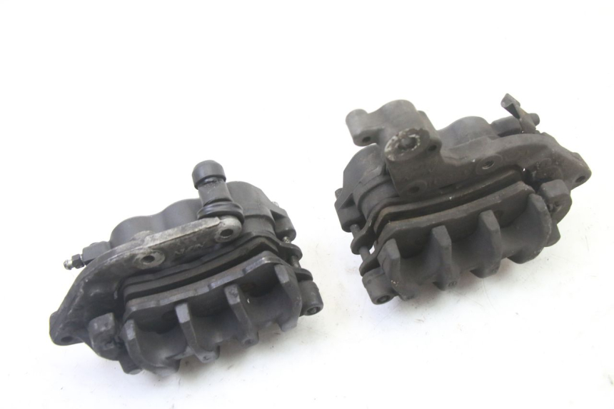 photo de ETRIER FREIN ARRIERE HONDA NTV DEAUVILLE ABS 700 (2007 - 2016) - Points de fixation