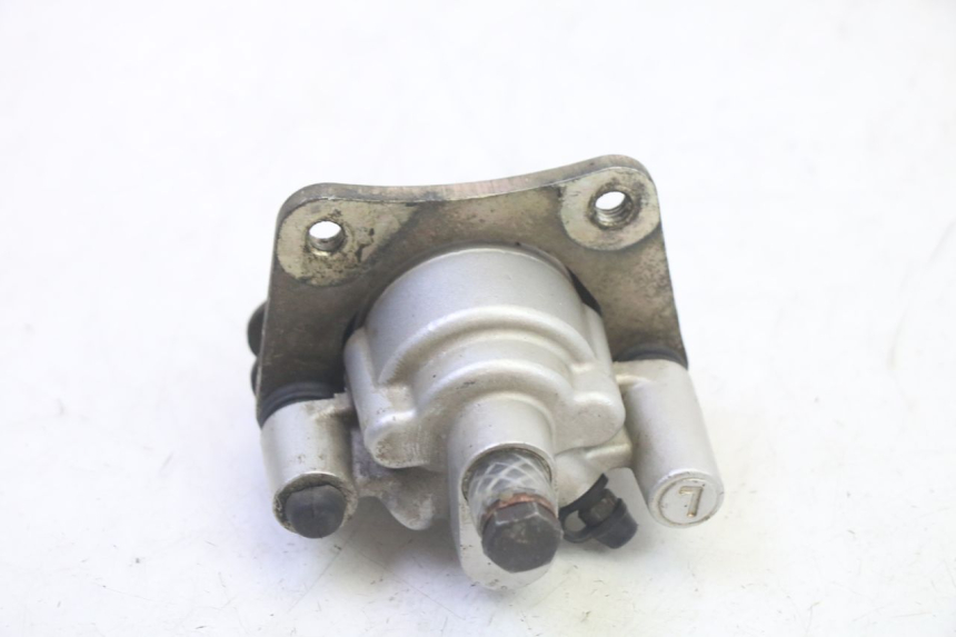 photo de ETRIER FREIN ARRIERE LIGIER PULSE 3 1 (2014 - 2020) - Gros plan technique