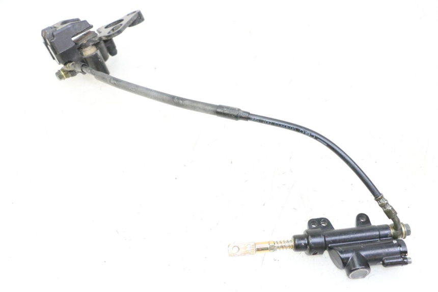 photo de ÉTRIER DE FREIN ARRIÈRE APOLLO RFZ 125 - Gros plan technique