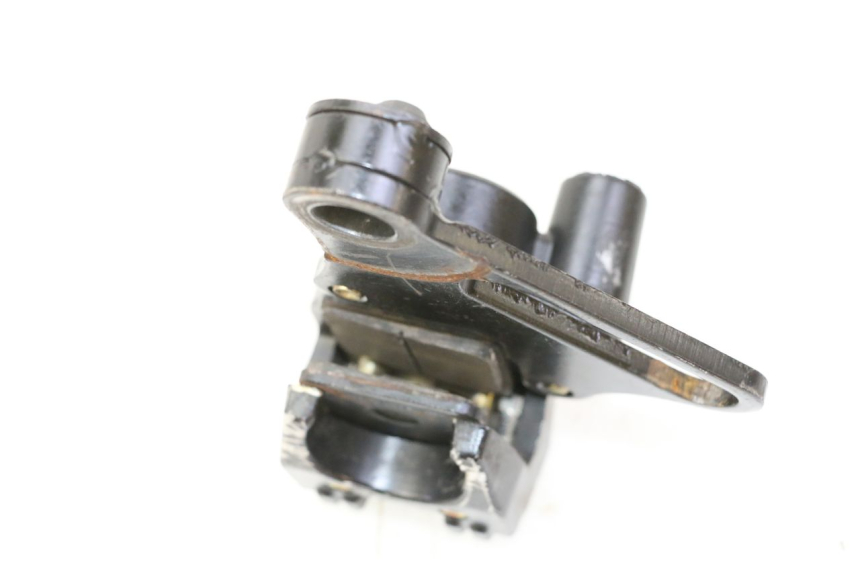 photo de ÉTRIER DE FREIN ARRIÈRE APOLLO RFZ 125 - Détail de la pièce