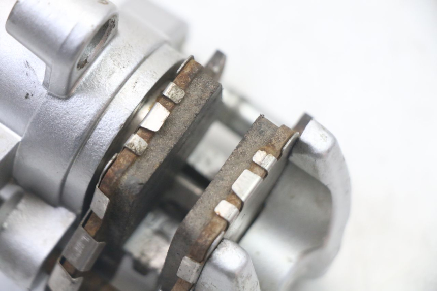 photo de ETRIER FREIN ARRIERE SMALL MX THUNDER 250 - Points de fixation