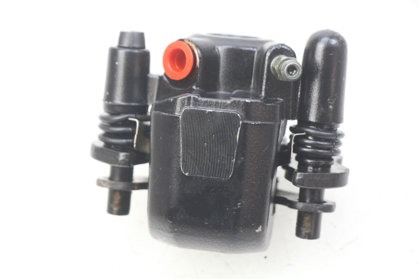 photo de ÉTRIER DE FREIN ARRIÈRE CHINESE QUAD SPEEDY DELUXE 125 - Autre angle de vue