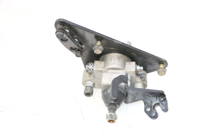photo de ETRIER FREIN ARRIERE CAN-AM SPYDER RS 1000 (2008 - 2012) - Autre angle de vue
