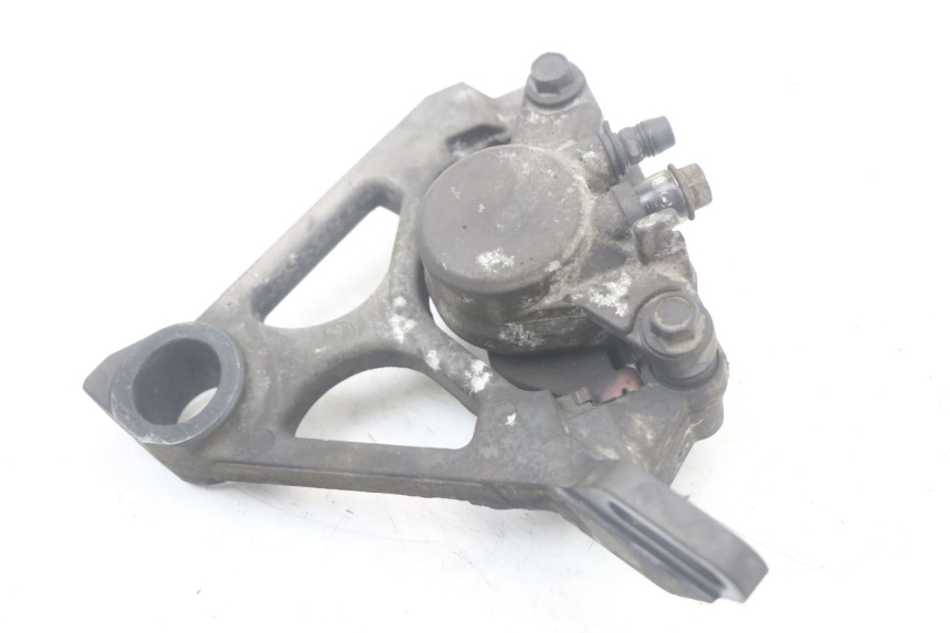 photo de ÉTRIER DE FREIN ARRIÈRE YAMAHA TDM ABS 900 (2002 - 2014) - Autre angle de vue