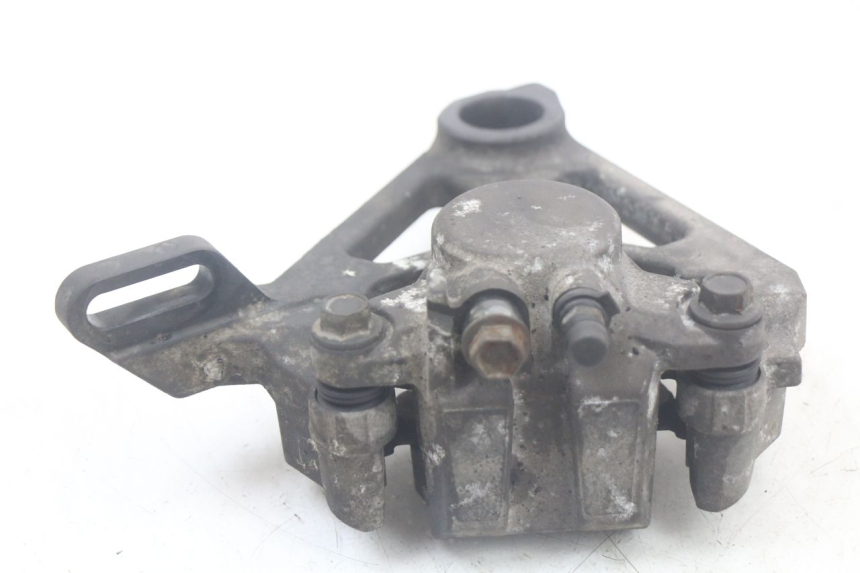 photo de ÉTRIER DE FREIN ARRIÈRE YAMAHA TDM ABS 900 (2002 - 2014) - Gros plan technique