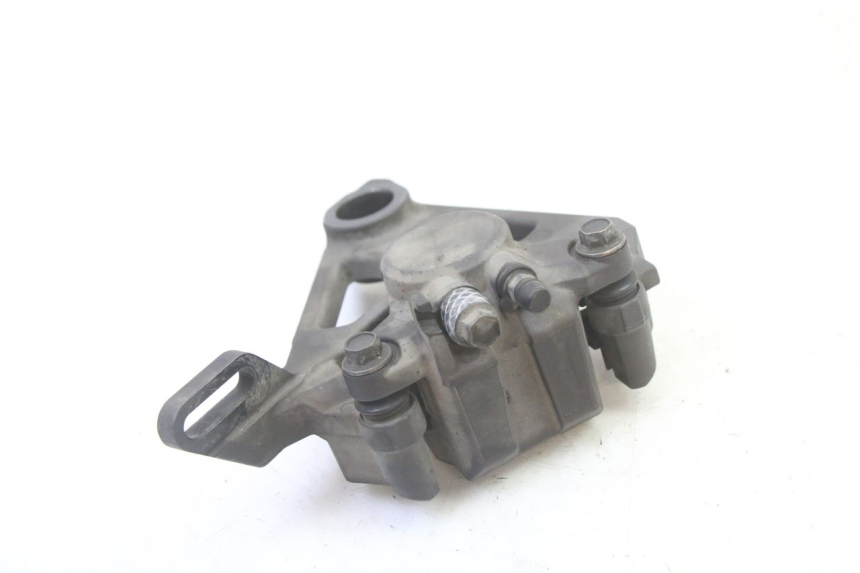 photo de ÉTRIER DE FREIN ARRIÈRE YAMAHA TDM ABS 900 (2002 - 2014) - Autre angle de vue