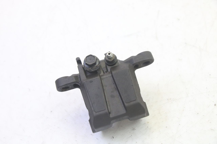 photo de ÉTRIER DE FREIN ARRIÈRE YAMAHA TDM ABS 900 (2002 - 2014) - Zoom état d’usage