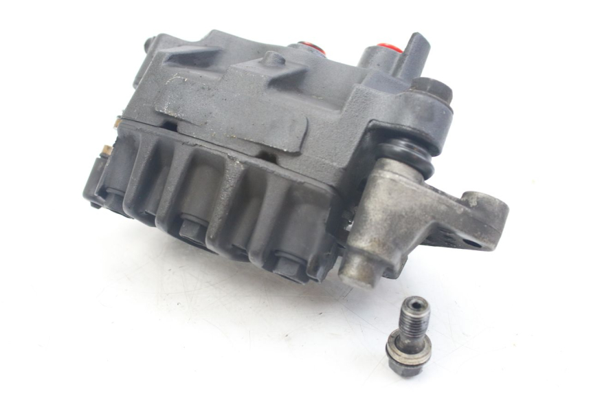 photo de ETRIER FREIN ARRIERE HONDA VFR FI RC46 800 (1998 - 2001) - Points de fixation